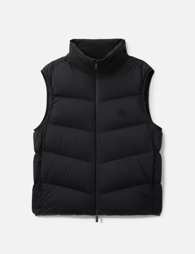 Moncler Guersac Diagonal-quilted Hooded Down Gilet In Black