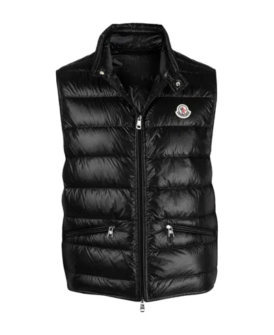Moncler Gui Logo-patch Padded Gilet In Black