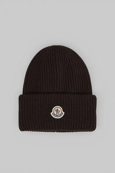Moncler Hat In Brown