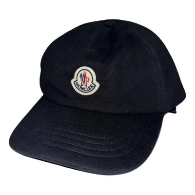 Pre-owned Moncler Hat In Navy