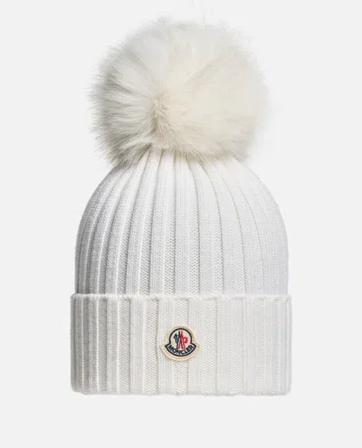 Moncler Hat In White
