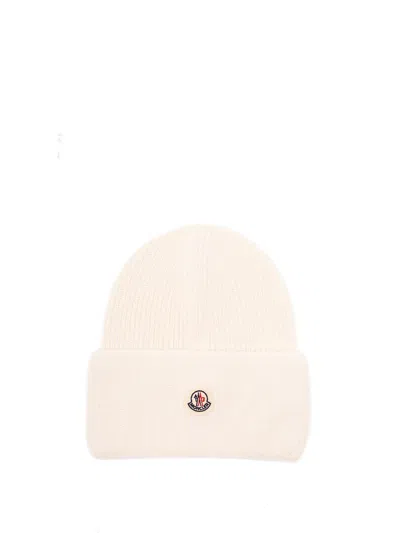 Moncler Hat In White