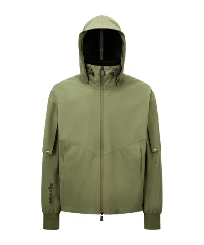 Moncler Hooded Casual Jacket In Green