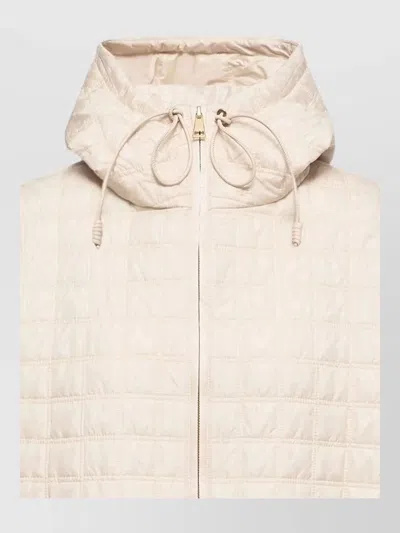 Moncler Hooded Cropped Cape Lightweight Quilted Design In Neutral