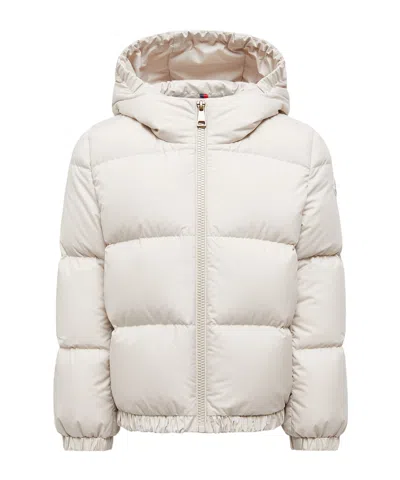 Moncler Taidu Hooded Down Jacket In White
