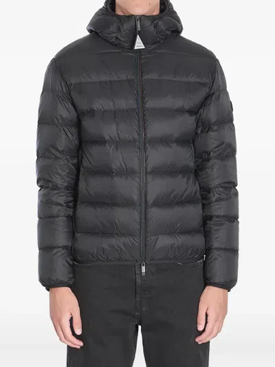 Moncler Erdon Puffer Jacket In Black