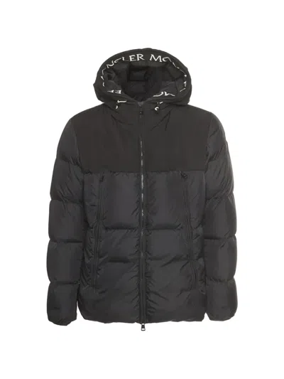 Pre-owned Moncler Hooded Puffer Jacket In Black