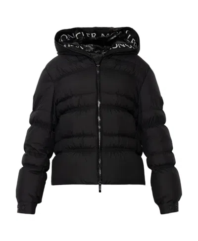 Moncler Hooded Zipped Puffer Jacket In Black
