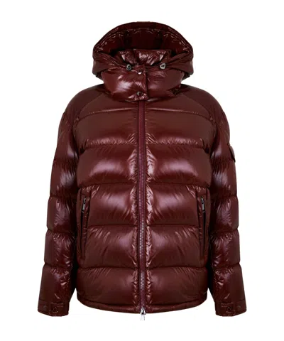 Moncler Horizontal-quilted Down Jacket In Red