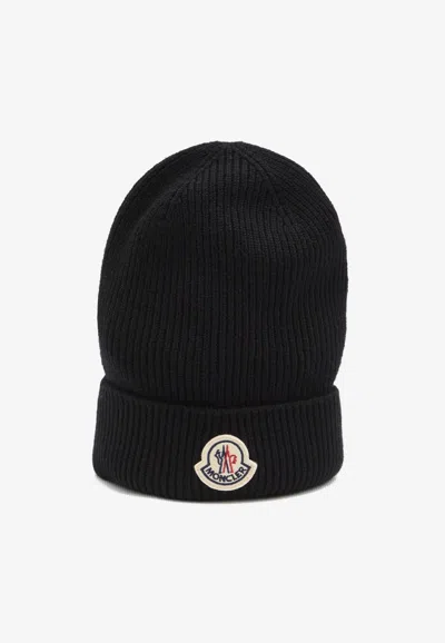 MONCLER ICONIC LOGO PATCH WOOL BEANIE