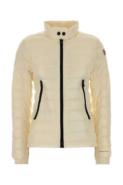 MONCLER IVORY NYLON WALIBI DOWN JACKET
