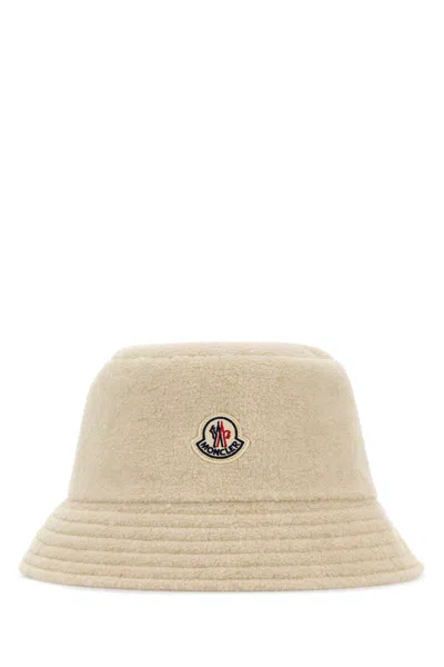 Moncler Light Beige Logo Reversible Bucket Hat In Neutral