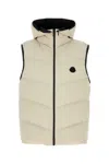 Moncler Piumino Guersac In Nylon Avorio  Uomo In White