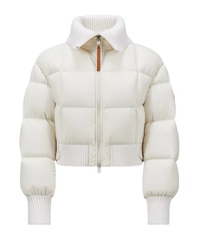 Moncler Jadeite Puffer Jacket In Nude