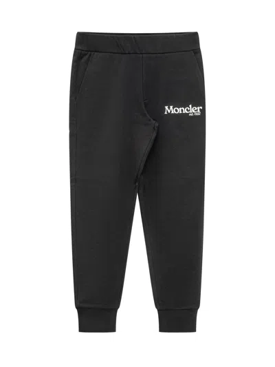 Moncler Kids Kids Sweatpants Bottoms In Gray