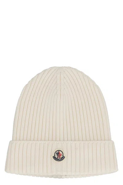 Moncler Kids Logo Wool Beanie In Neutral