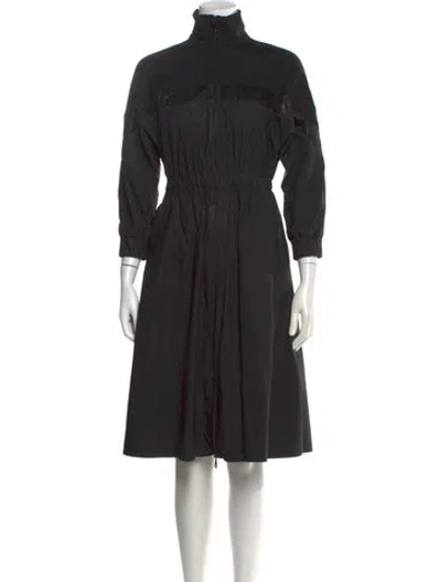 Pre-owned Moncler Knee-length Dress In Black