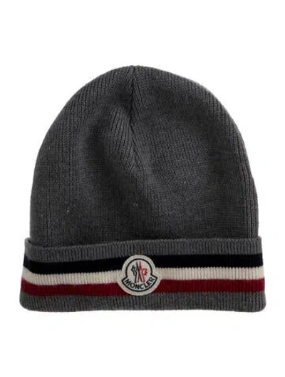 Pre-owned Moncler Knitted Embroidered Beanie In Grey