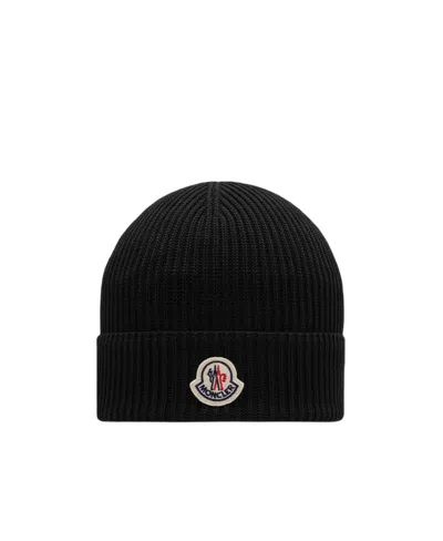 MONCLER MONCLER LOGO PATCH RIBBED-KNIT BEANIE