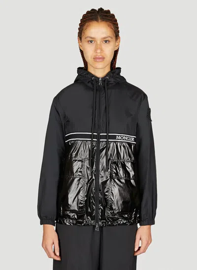 Moncler Komoe Rain Jacket In Black