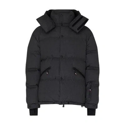 Moncler Krun Down Jacket In Grey