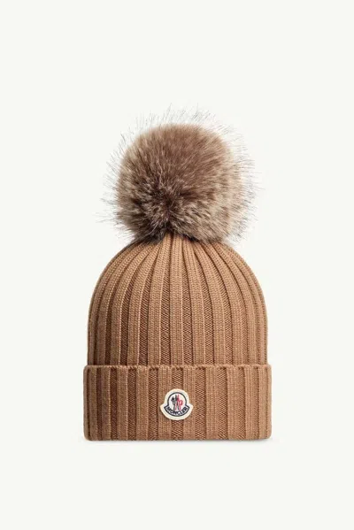 Moncler L20933b00039a9327238 Wool-blend With Pompom Beanie In Brown