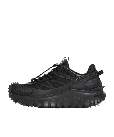 Moncler Lace-up Sneakers In Black