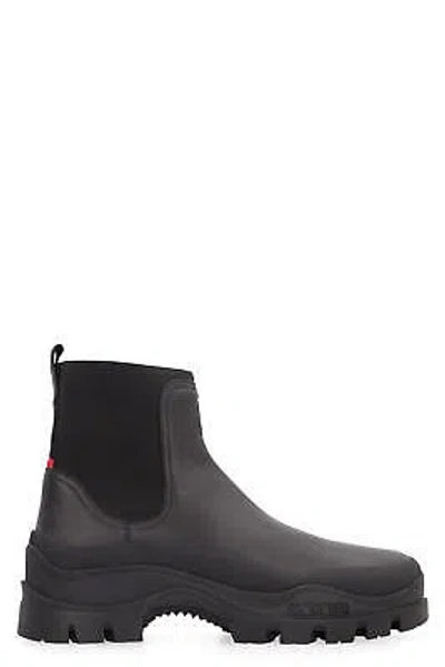 Pre-owned Moncler Larue Leather Chelsea Boots In Black