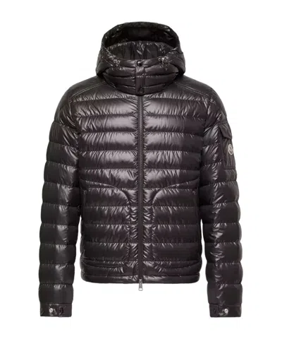 Moncler Lauros Short Hooded Down Jacket In Black