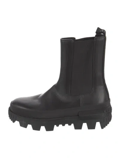 Pre-owned Moncler Leather Chelsea Boots In Black