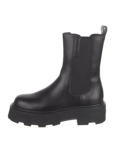 Pre-owned Moncler Leather Chelsea Boots In Black