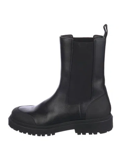Pre-owned Moncler Leather Chelsea Boots In Black