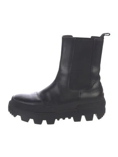 Pre-owned Moncler Leather Chelsea Boots In Black/blue