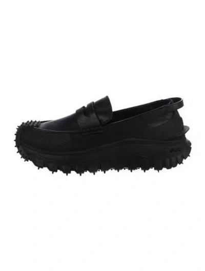 Pre-owned Moncler Leather Sneakers In Black