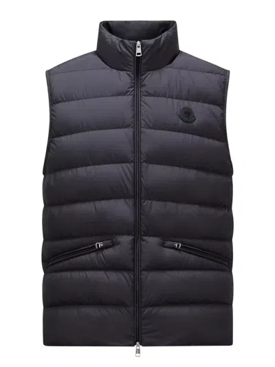 Moncler Lechtal Puffer Vest In Black