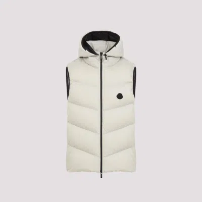 MONCLER LIGHT GREY GUERSAC VEST