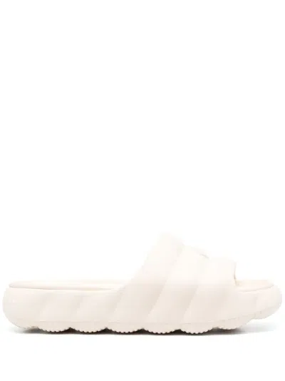 Moncler Modern White Sandals With Cushioned Strap In Neutral