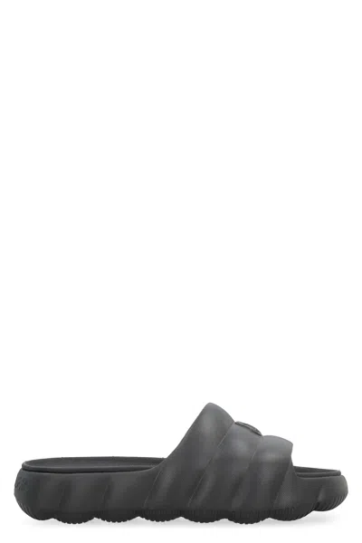 MONCLER LILO RUBBER SLIDES
