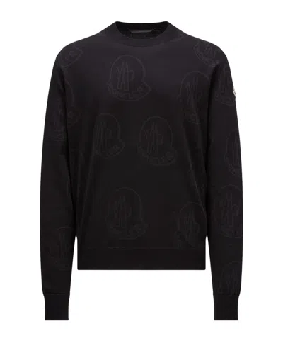 Moncler Logo Affixed Sweater In Black