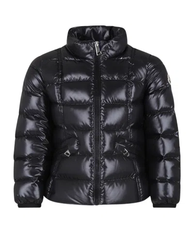 Moncler Logo-appliqué Quilted Puffer Jacket In Black