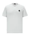 Moncler Men Logo T-shirt In Cotton. Chiedi A Chatgpt In White