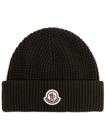 MONCLER LOGO-APPLIQUÉ BEANIE