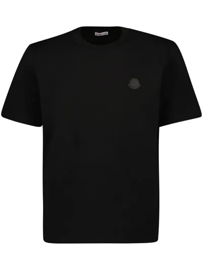 Moncler Logo-appliqué T-shirt In Black