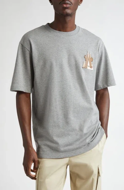 Moncler Logo Appliqué T-shirt In Light Grey