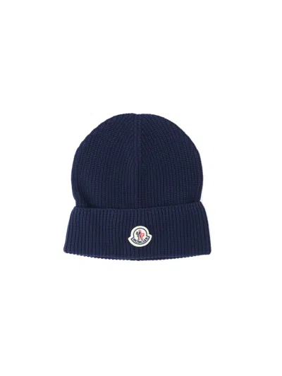 Moncler Logo Beanie In Blue