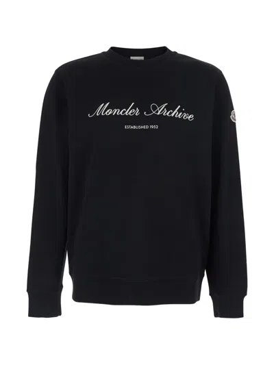 Moncler Logo Crew-neck Sweater In Black