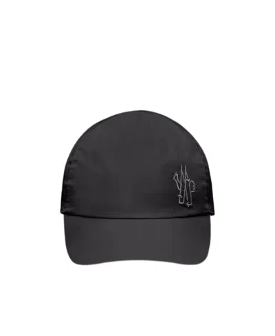 Moncler Logo-detail Baseball Cap In Black