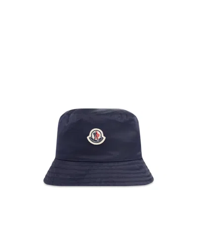 Moncler Logo-patch Bucket Hat In Black