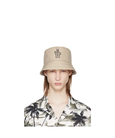 Moncler Logo Fisherman's Hat In Nude