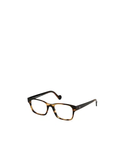 Moncler Logo Flat Mirror In Black